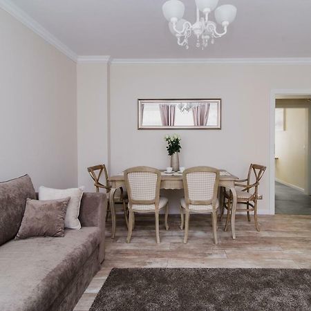 Apartament Starówka Gdańsk Osiek Apartamento Exterior foto