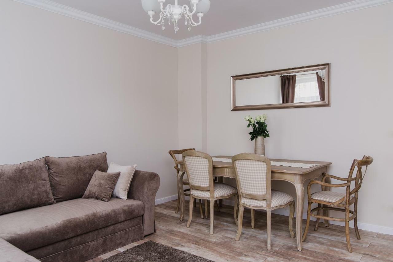 Apartament Starówka Gdańsk Osiek Apartamento Exterior foto